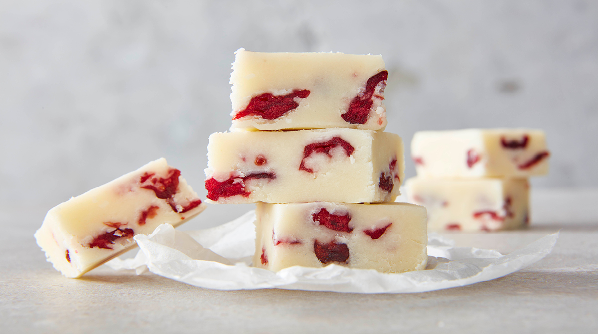 White chocolate and cranberry fudge