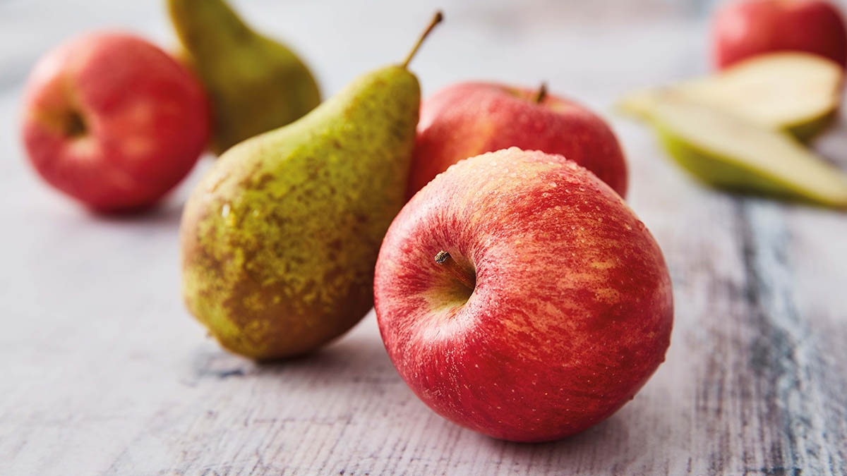 Seasonal Apples and Pears