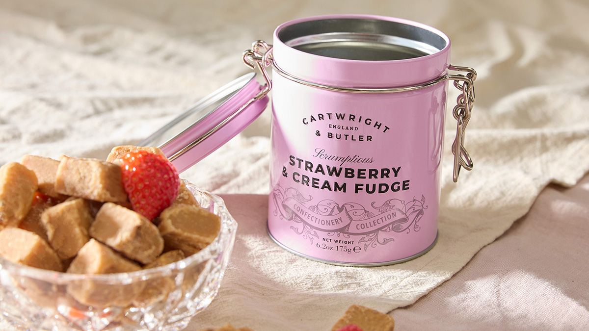 Strawberries & Cream Fudge and tin