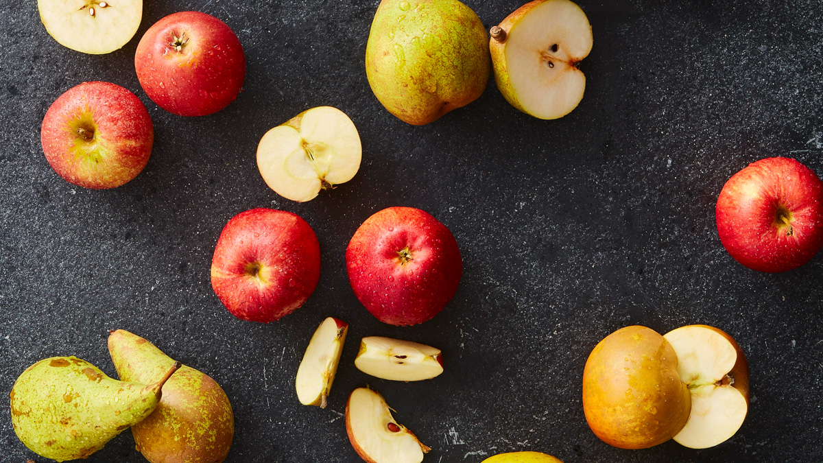 An image of a variety of British apples and pears