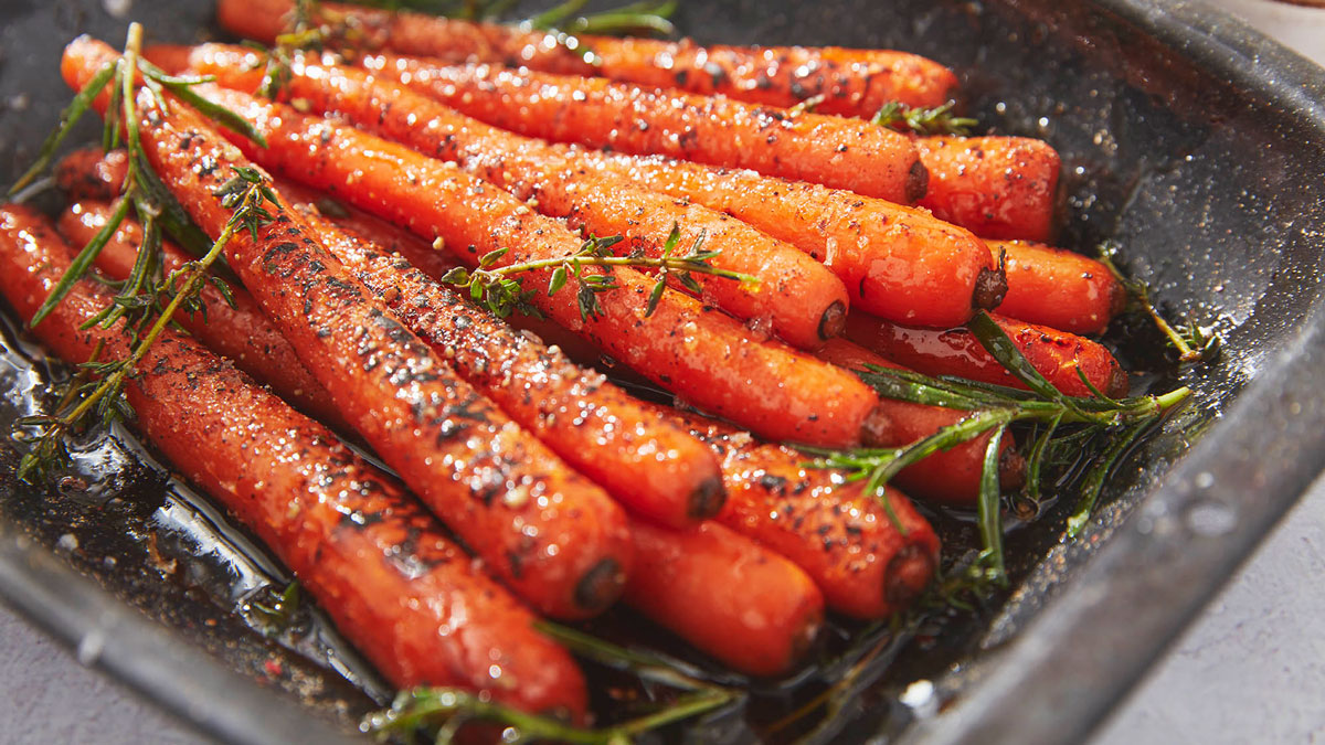 maple glazed carrots recipe image