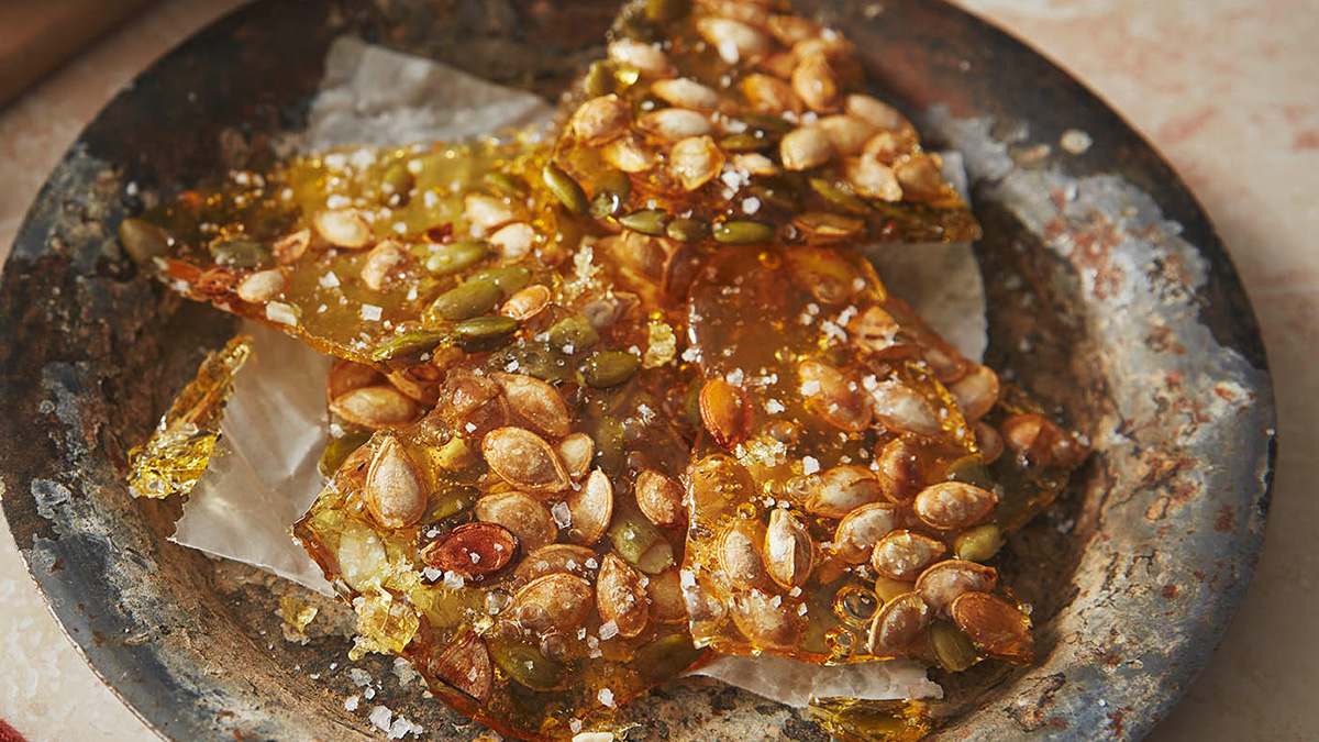 Pumpkin seed brittle