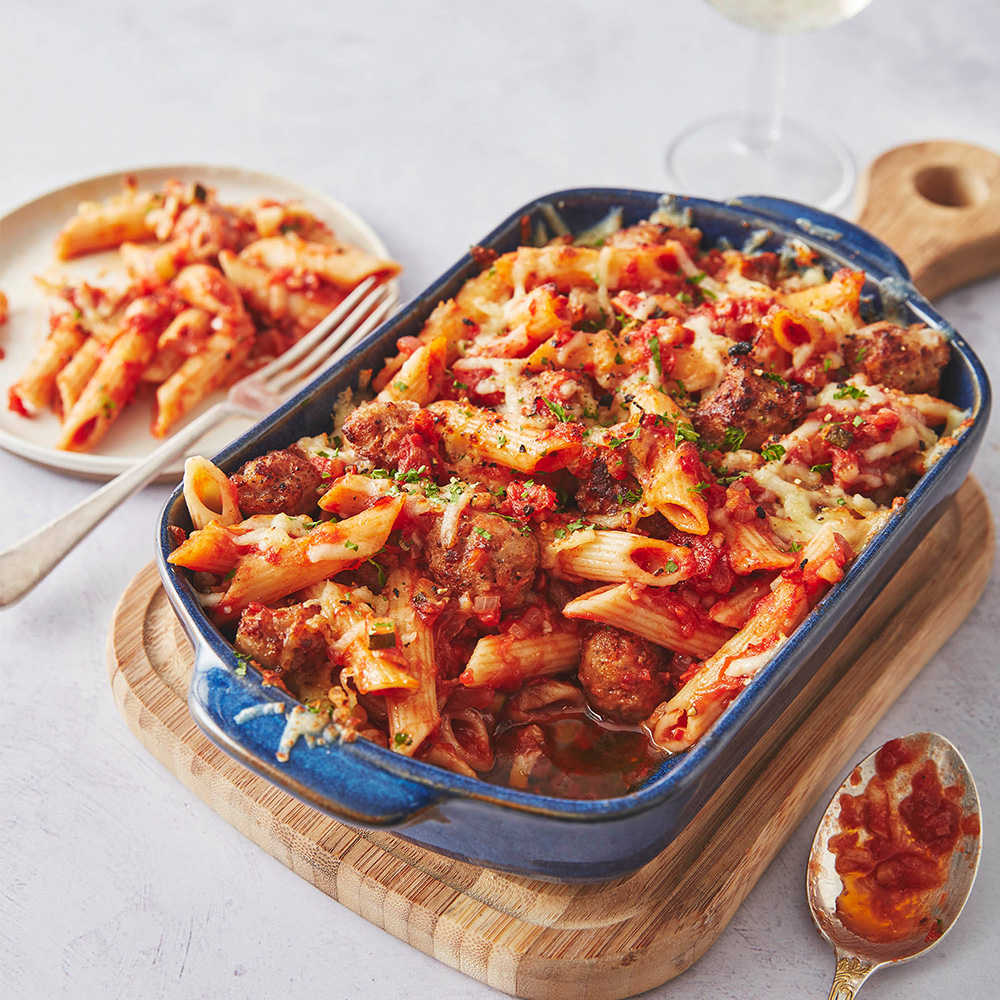 Image of a tomato pasta traybake