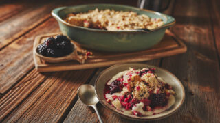 blackberry crumble