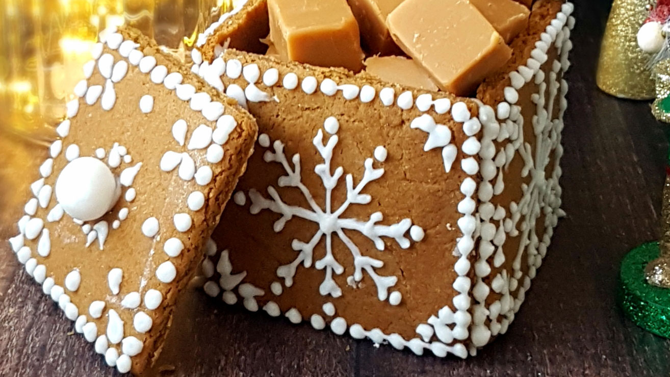 Gingerbread Gift Box, decorated with white icing in a festive decoration
